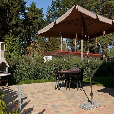 Apartment Unter Den Kiefern Röbel Εξωτερικό φωτογραφία